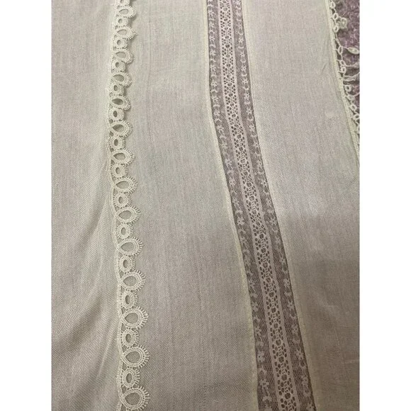 BOUTIQUE WOMEN'S CELERY FEMININE LIGHTWEIGHT EMBROIDERED AND LACE SCARF - Picture 5 of 5